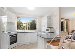 1 - 4 Bowral St Hawks Nest Guest house, Hawks Nest - 3