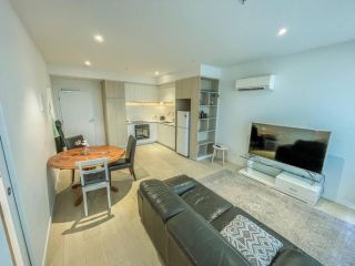 1 Bedroom Apartment @ Mason Square Apartment, Melbourne - 2