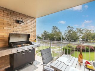 10 'Teramby Court' 104 Magnus Street - in Nelson Bay CBD with water views and WIFI Apartment, Nelson Bay - 2