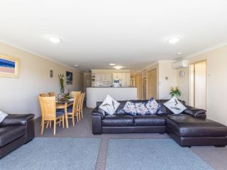 11 'Seashells', 21-23 Magnus Street - pool, lift, aircon Apartment, Nelson Bay - 5