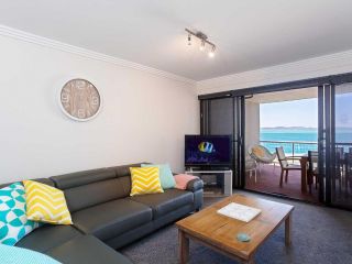 12 'Florentine' , 11 Columbia Close â€“ WIFI, Aircon, spectacular views Apartment, Nelson Bay - 1