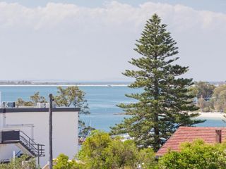 13 'Cote D'Azur', 61 Donald Street - Lovely unit with air con, pool, lift and WiFi Apartment, Nelson Bay - 2