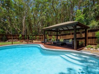 13 Orania Court, Rainbow Shores - Pool, sleeps 8, air conditioning, fire pit Guest house, Rainbow Beach - 2