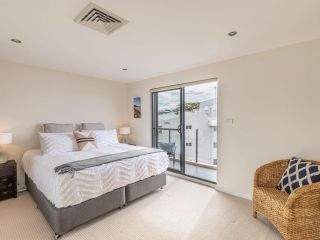 15 Dolphin Cove, 2 - 6 Government Rd - Stunning Penthouse with views, lift & Ducted Air Conditioning Apartment, Nelson Bay - 3