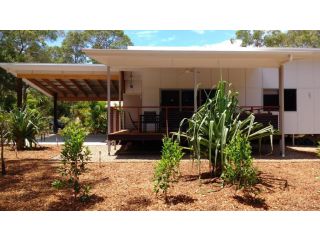 15 Esprit Drive - Rainbow Shores, Gorgeous, Modern Beach House Guest house, Rainbow Beach - 2