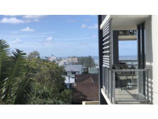 #18 Outlook Caloundra, Modern, Town Centre Guest house, Caloundra - 4