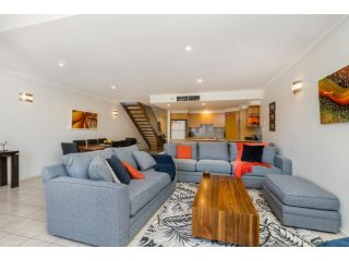 Byron Bay Accom Unit 2 8 Lawson Street, Byron Bay - Absolute Solace Apartment, Byron Bay - 2