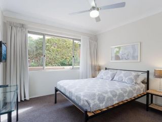 2 'Bronte Court' 17 Magnus Street - air con, complex pool and centrally located Apartment, Nelson Bay - 1