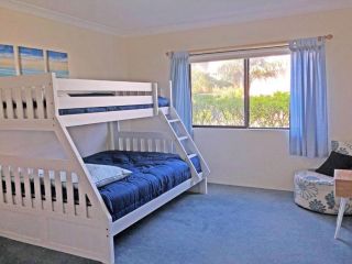 2 'Paradiso', 4 Laman Street - beautiful unit with stunning water views & pool Apartment, Nelson Bay - 5