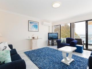 2 'Paradiso', 4 Laman Street - beautiful unit with stunning water views & pool Apartment, Nelson Bay - 3