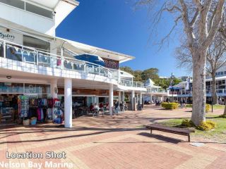 2 'Tradewinds', 110 Victoria Parade - fantastic unit with waterviews & close to the Marina Apartment, Nelson Bay - 2