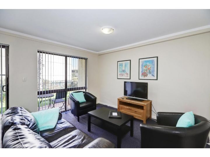 West Beach Lagoon 202 Ground Floor Apartment, Perth - imaginea 14