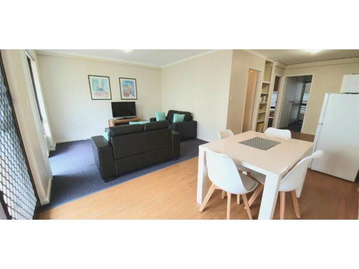 West Beach Lagoon 202 Ground Floor Apartment, Perth - imaginea 7