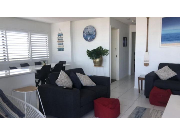 #24 K I G Heights, Kings Beach - Stunning Views Guest house, Caloundra - imaginea 3