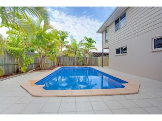 29 Cypress Avenue - Rainbow Beach, Close to the beach with a pool Guest house, Rainbow Beach - 5