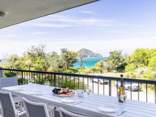 3 'Albacore', 12 Ondine Close - waterfront, pool, lift & views Apartment, Shoal Bay - 4