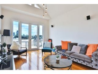 3 Bedroom in Richmond with balcony for families Guest house, Melbourne - 3