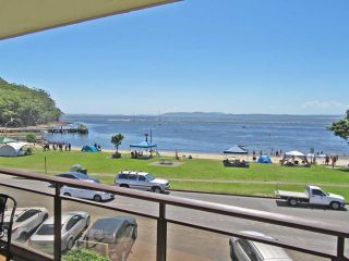 3 'Collendina', 19 Kurrawa Close - position and water views - WOW Apartment, Nelson Bay - 2