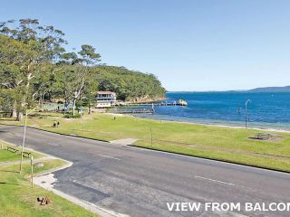 3 'Collendina', 19 Kurrawa Close - position and water views - WOW Apartment, Nelson Bay - 1