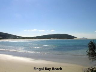 3 Fingal Court 2 Lentara Street Apartment, Fingal Bay - 2