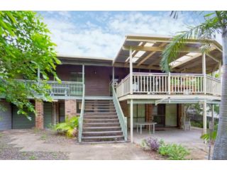 33 Cooloola Drive - Rainbow Beach, Walk to the beach, pet friendly Guest house, Rainbow Beach - 2