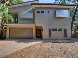 36 Satinwood Drive - Rainbow Shores - Stunning, Modern Beach House, walk to beach Guest house, Rainbow Beach - 4