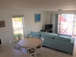 4-42 Manooka Drive - Rainbow Beach - Stunning Panoramic Views and Swimming Pool Guest house, Rainbow Beach - 5