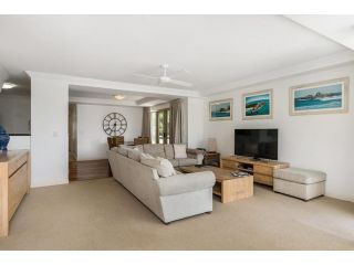 Byron Bay Accom Unit 4 54 Lawson Street, Byron Bay - The Palms Apartment, Byron Bay - 5