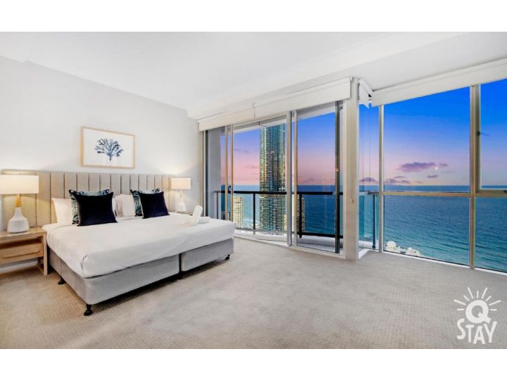 5 Bedroom Sub Penthouse HIGH FLOOR at Chevron Renaissance - Q Stay Apartment, Gold Coast - imaginea 6