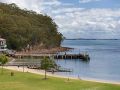 4 &#x27;Collendina&#x27;, 19 Kurrawa Close - fantastic water views and sea breezes Apartment, Nelson Bay - thumb 9