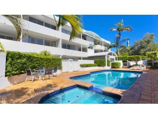 4 Cote d Azur 6 Douglas Street Apartment, Sunshine Beach - 2