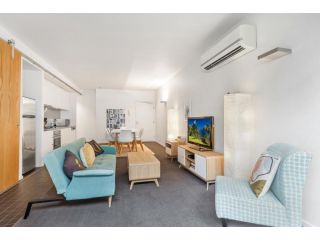 4-Person Apartment With Parking Min From CBD Apartment, Melbourne - 2