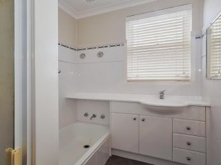 4 'Sebastapol' 66 Thurlow Avenue - Great little unit Apartment, Nelson Bay - 5