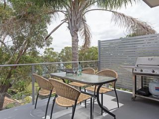 4 'Sebastapol' 66 Thurlow Avenue - Great little unit Apartment, Nelson Bay - 1