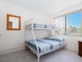 4 &#x27;Yarramundi&#x27; 47 Magnus Street - air conditioned unit with water views Guest house, Nelson Bay - thumb 5