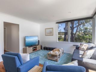 5 Fingal Street great 2 bedroom unit close to town Apartment, Nelson Bay - 1