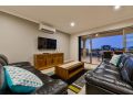 5 Kestrel Place - PRIVATE JETTY & POOL Guest house, Exmouth - thumb 10