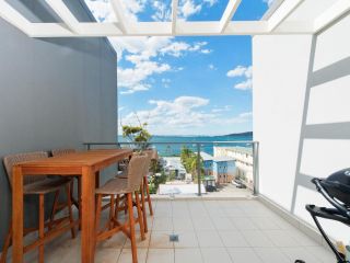 501 The Shoal Apartment, Shoal Bay - 2