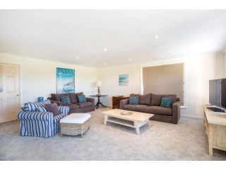 58 Seaview St - Summer Days Guest house, Mollymook - 3