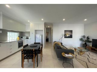 7th Heaven in Cloverdale/Belmont - sleeps 4 - parking Apartment, Perth - 3