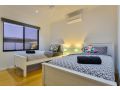 8 Kestrel Place - PRIVATE JETTY & POOL Guest house, Exmouth - thumb 16