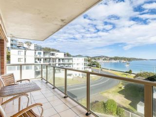 9 'Blue Vista', 13 Victoria Parade - Studio with stunning views Apartment, Nelson Bay - 2