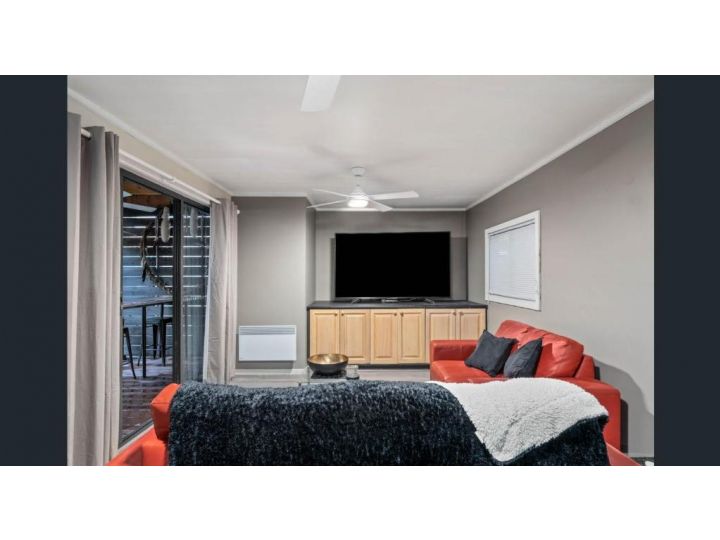 The Weeping Elm - Large and Spacious Guest house, Albury - imaginea 15