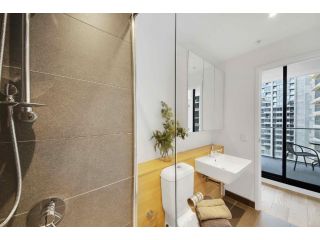 A Comfy 2BR Apt Next To Southern Cross City Views Apartment, Melbourne - 5