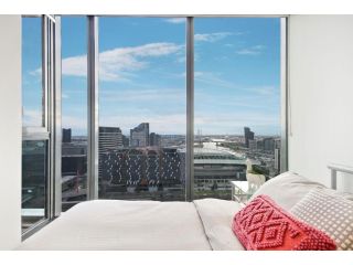 A Comfy CBD Home with Amazing Harbour Views Right Next to Southern Cross Apartment, Melbourne - 1