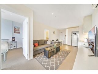 A Comfy CBD Home with Amazing Harbour Views Right Next to Southern Cross Apartment, Melbourne - 5