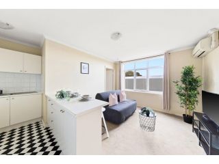 A Cozy Apartment in Clifton Hill with FREE Parking Apartment, Melbourne - 3