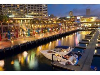 A Cozy Apt with City Views Next to Darling Harbour Apartment, Sydney - 4