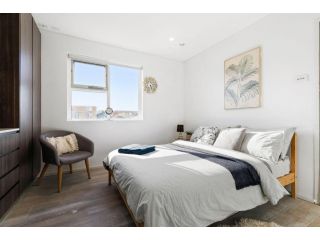 A Cozy & Bright Beach Studio, 5min Walk To Bondi Beach Apartment, Sydney - 1