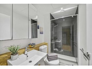 A Cozy & Stylish 2BR Apt Near Southern Cross Apartment, Melbourne - 5